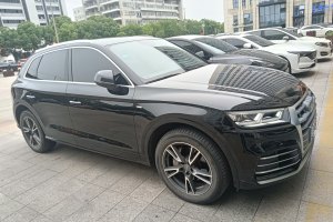 奧迪Q5L 奧迪 改款 40 TFSI 榮享時(shí)尚型