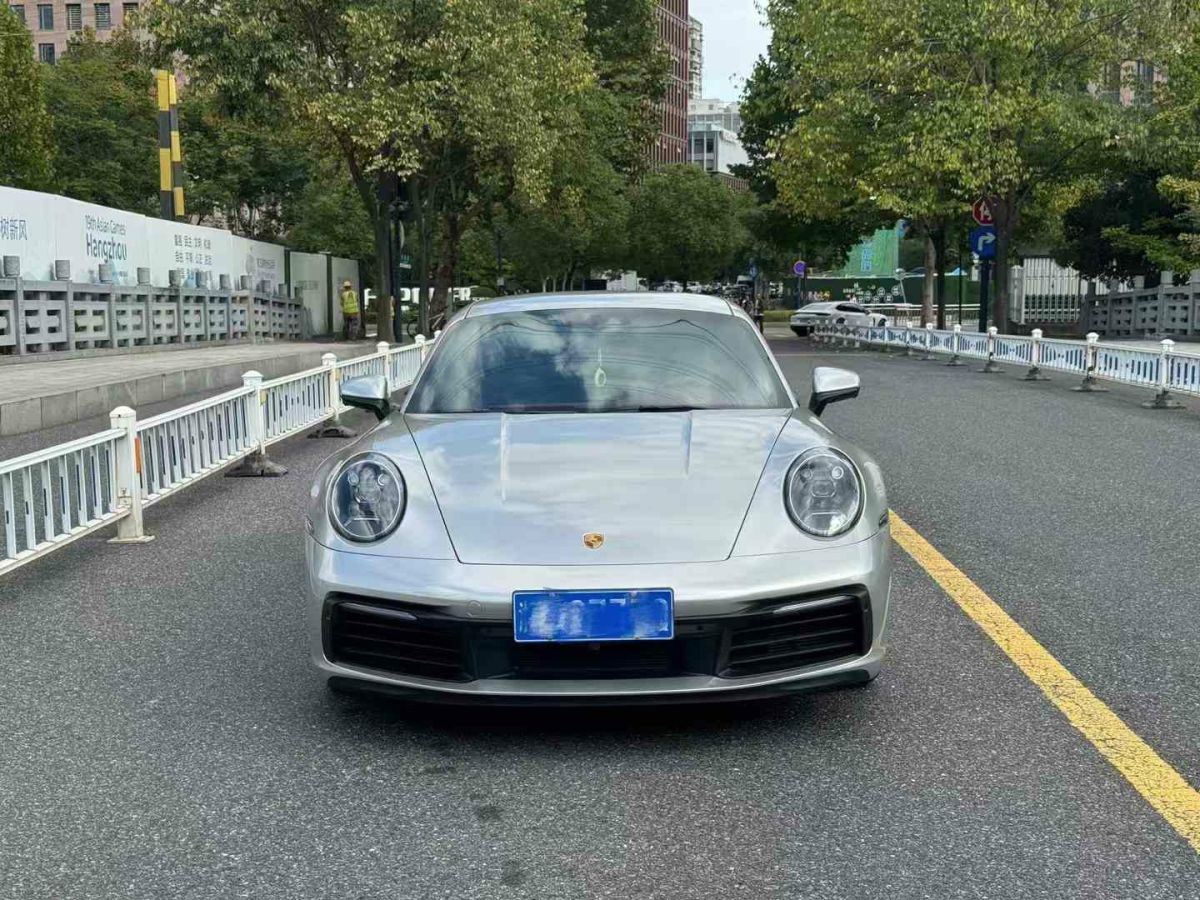 保時(shí)捷 911  2022款 Carrera 3.0T圖片