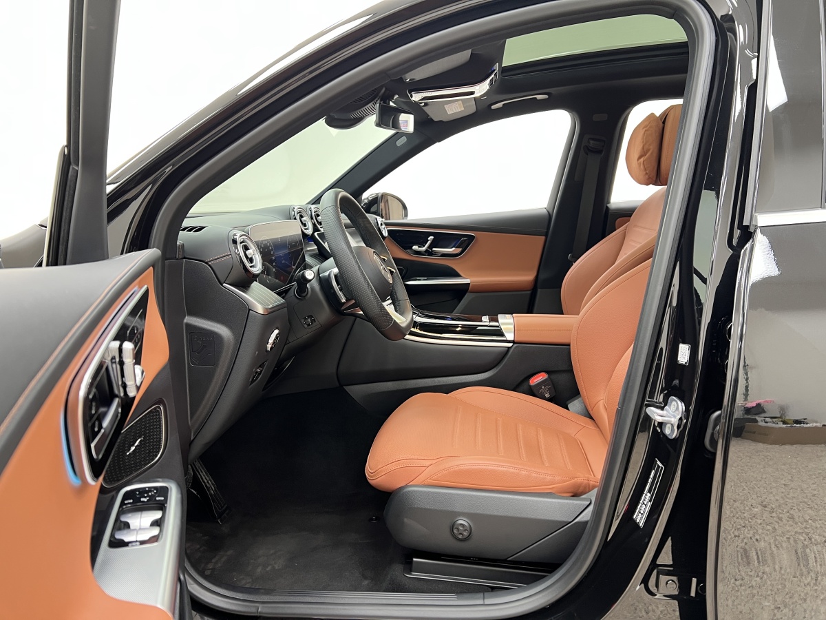 奔馳 奔馳GLC  2018款 改款 GLC 300 4MATIC 動感型圖片