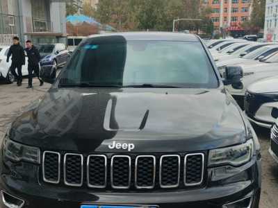 2019年7月 Jeep 大切諾基(進(jìn)口) 3.0L 舒享導(dǎo)航版圖片