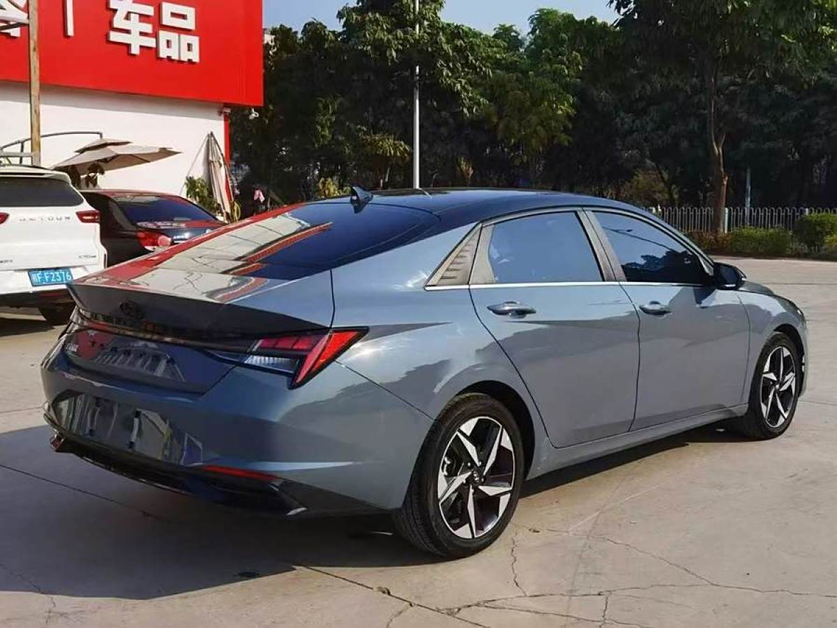 現(xiàn)代 伊蘭特  2022款 1.5L CVT TOP旗艦版圖片