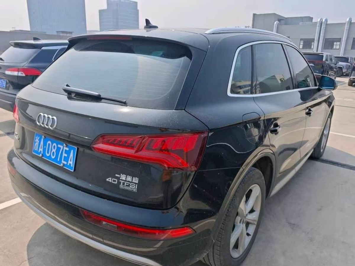 奧迪 奧迪Q5L  2018款  40 TFSI 榮享進取型 國VI圖片