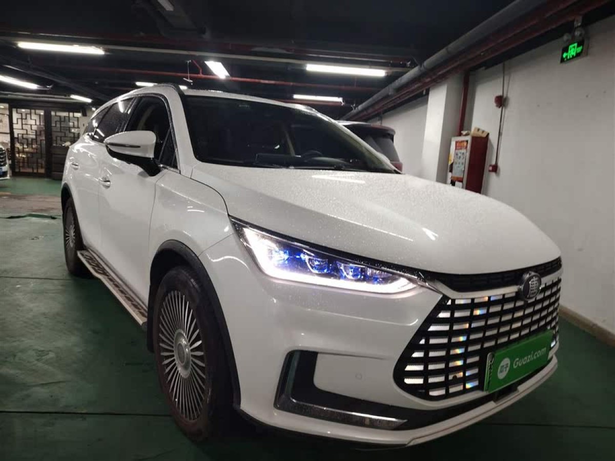 比亞迪 唐新能源  2019款 EV600D 四驅(qū)智聯(lián)創(chuàng)領(lǐng)型 5座圖片