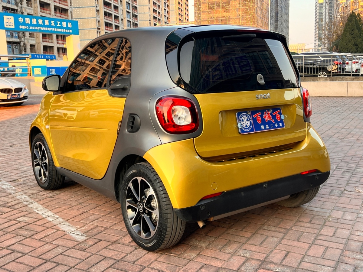 smart fortwo  2015款 1.0L 52千瓦硬頂激情版圖片