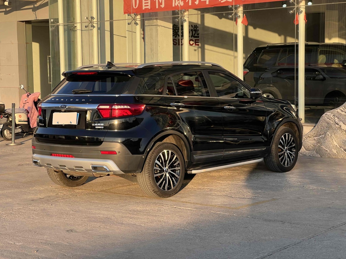 福特 領(lǐng)界  2019款 EcoBoost 145 CVT 48V尊領(lǐng)型 國(guó)VI圖片