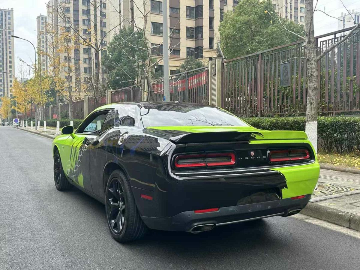 道奇 Ram  2017款 長(zhǎng)角號(hào) 5.7L 加長(zhǎng)版圖片