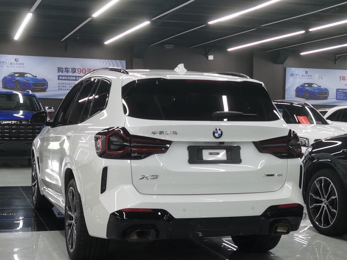 寶馬 寶馬X3  2022款 改款 xDrive30i 領(lǐng)先型 M曜夜套裝圖片