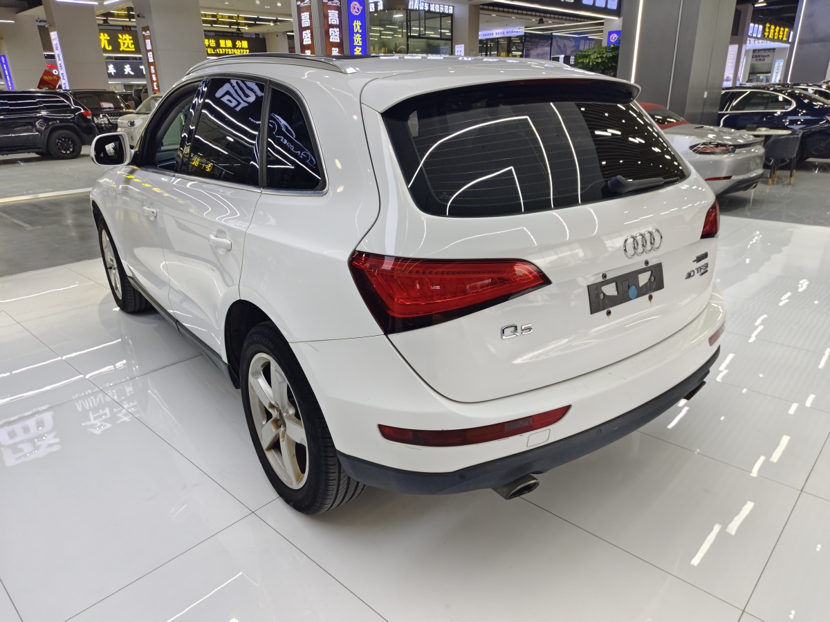 奧迪 奧迪Q5  2015款 40 TFSI 技術(shù)型圖片