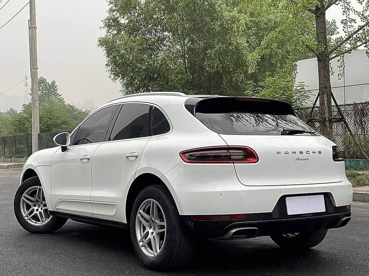 保時(shí)捷 Macan  2016款 Macan 2.0T圖片