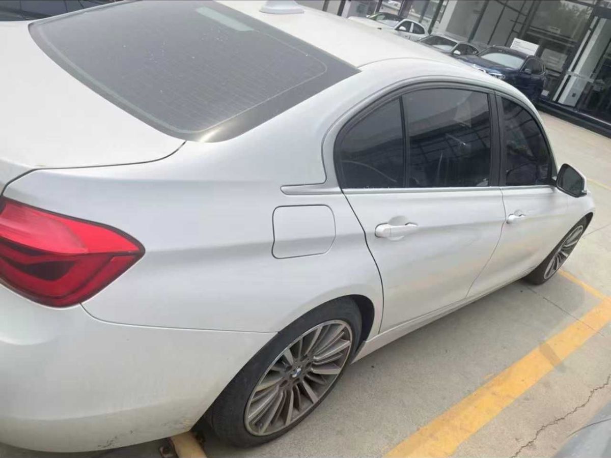 寶馬 寶馬3系  2019款 320Li xDrive 2.0T 時(shí)尚型圖片