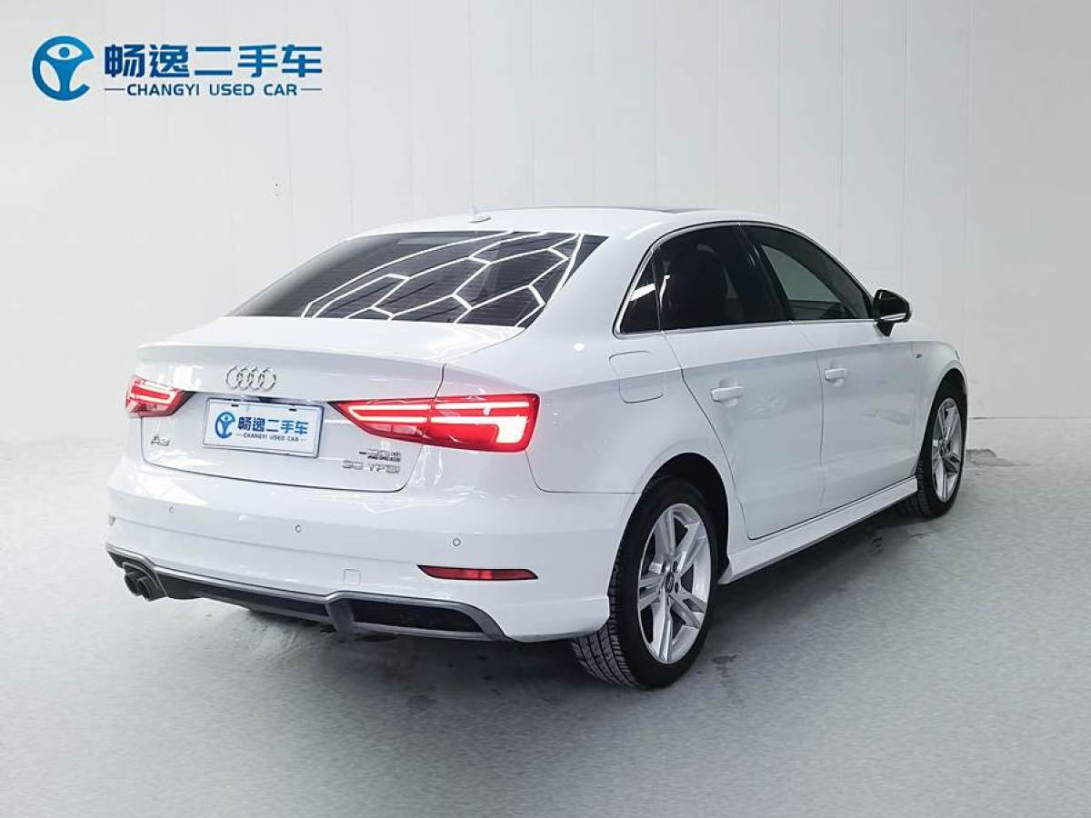 奧迪 奧迪A3  2018款 30周年年型 Limousine 35 TFSI 時尚型圖片