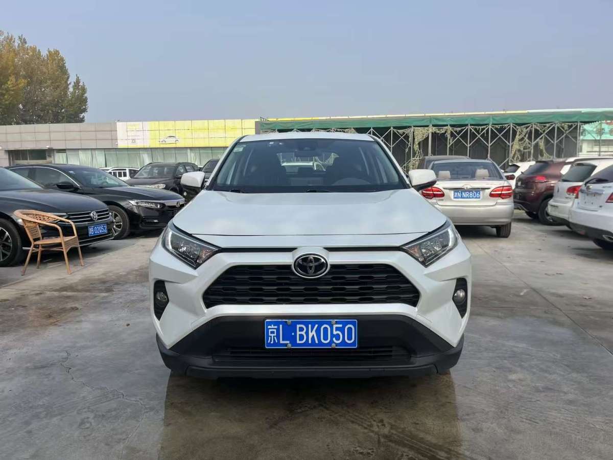 豐田 RAV4榮放  2021款 2.0L CVT兩驅(qū)都市版圖片