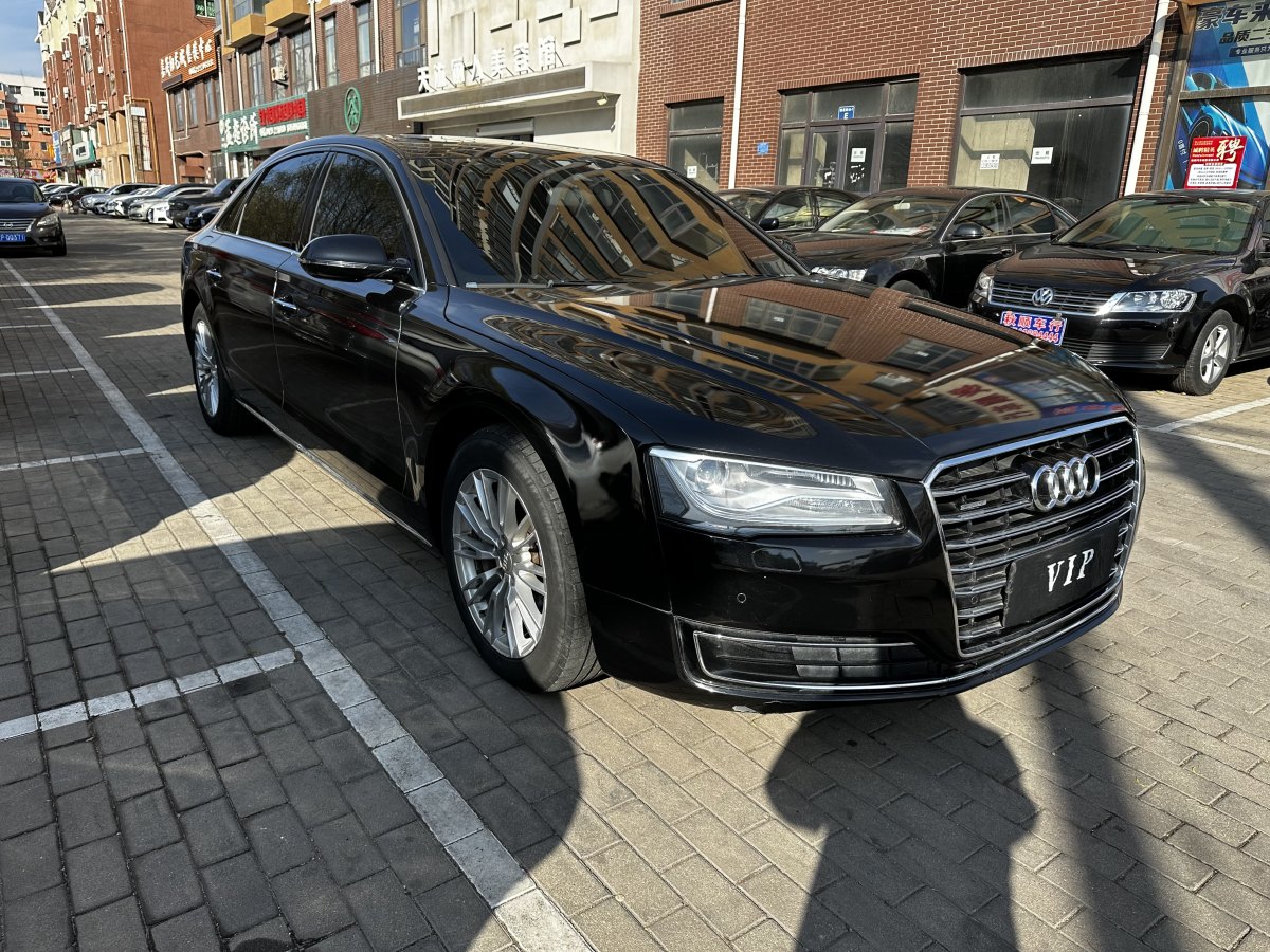 奧迪 奧迪A8  2014款 A8L 45 TFSI quattro豪華型圖片