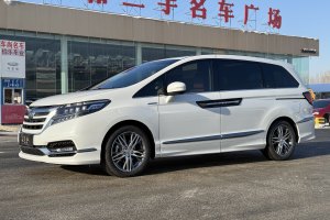 艾力绅 本田 2.0L 混动至尊版