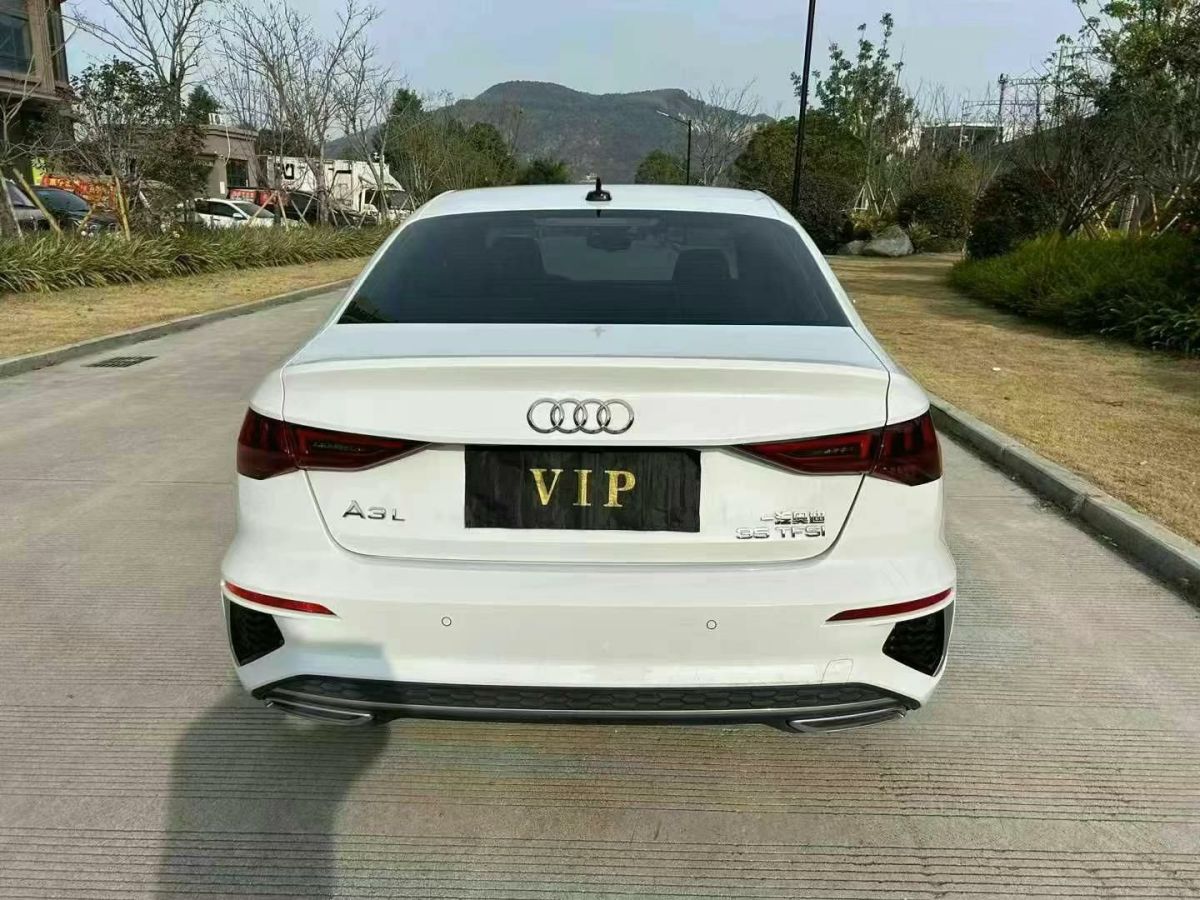 奧迪 奧迪A3  2023款 A3L Limousine 35 TFSI 時(shí)尚致雅型圖片