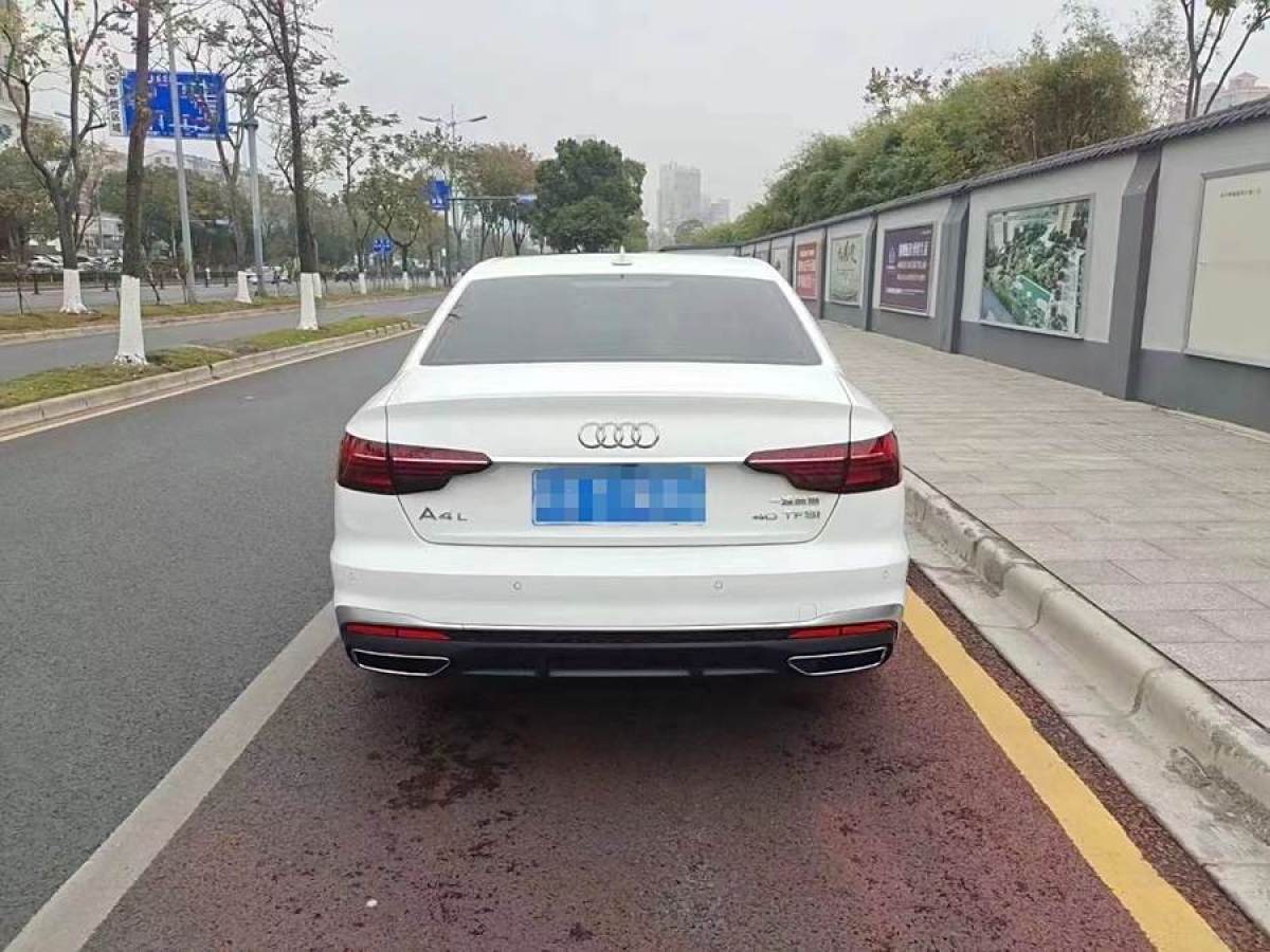 奧迪 奧迪A4L  2022款 40 TFSI 豪華動感型圖片