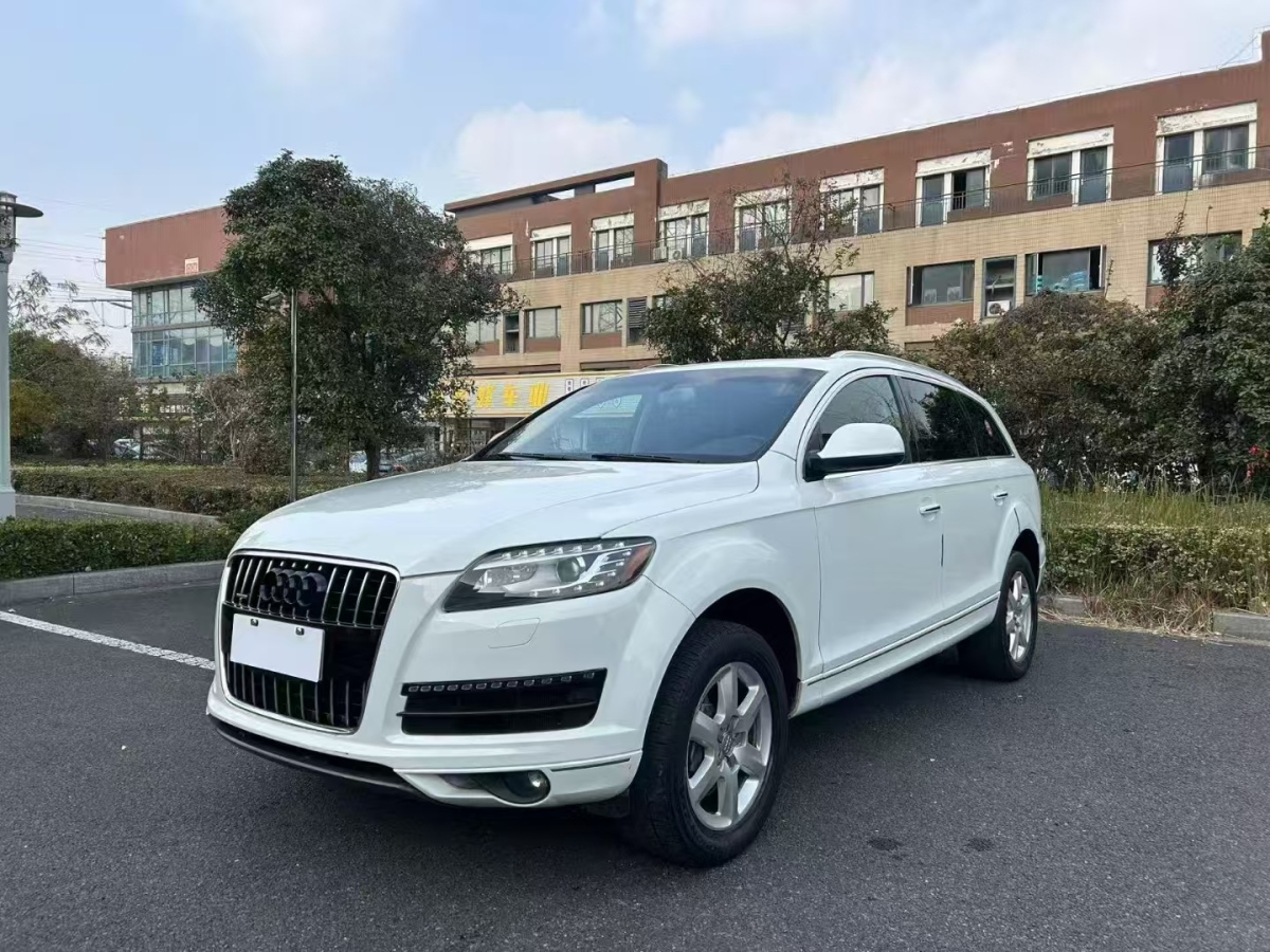 奧迪 奧迪Q7  2015款 35 TFSI 進(jìn)取型圖片