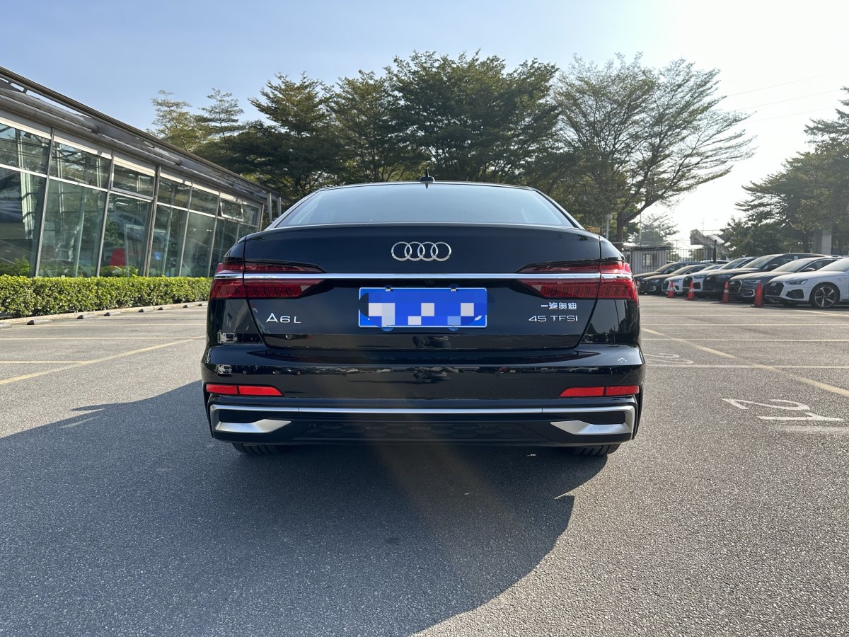 奧迪 奧迪A6L  2024款 45 TFSI 臻選動感型圖片