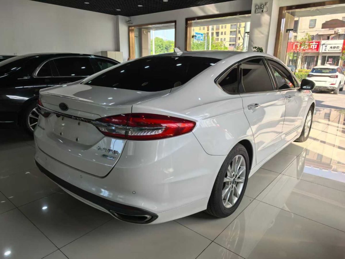 福特 蒙迪歐  2018款  EcoBoost 180 智控豪華型 國(guó)VI圖片