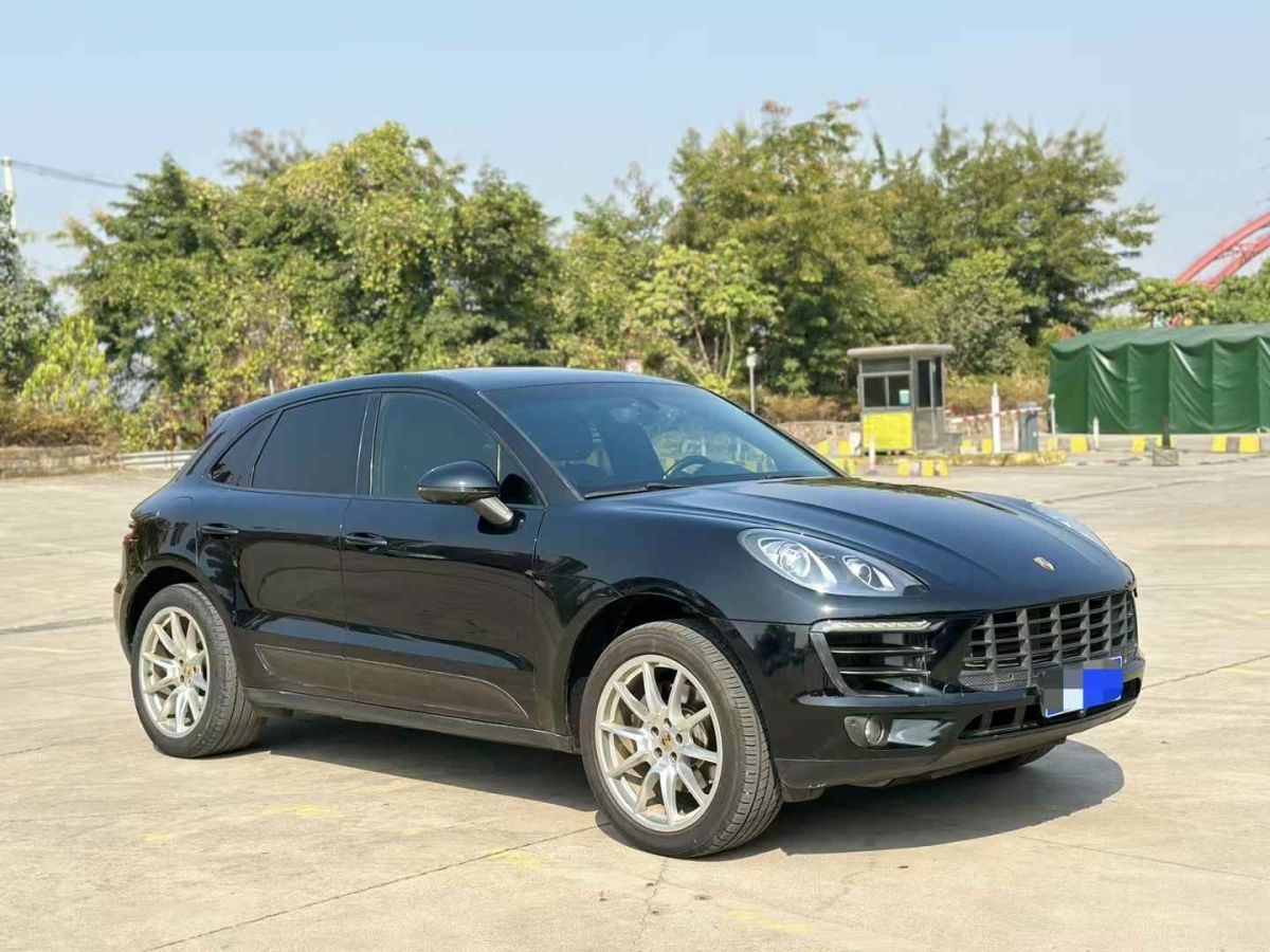 保時(shí)捷 Macan 圖片