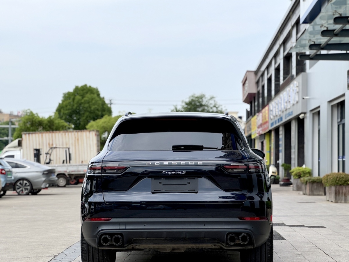 保時(shí)捷 Cayenne  2023款 Cayenne 3.0T圖片