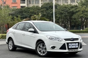 福克斯 福特 三厢 1.6L 自动舒适型