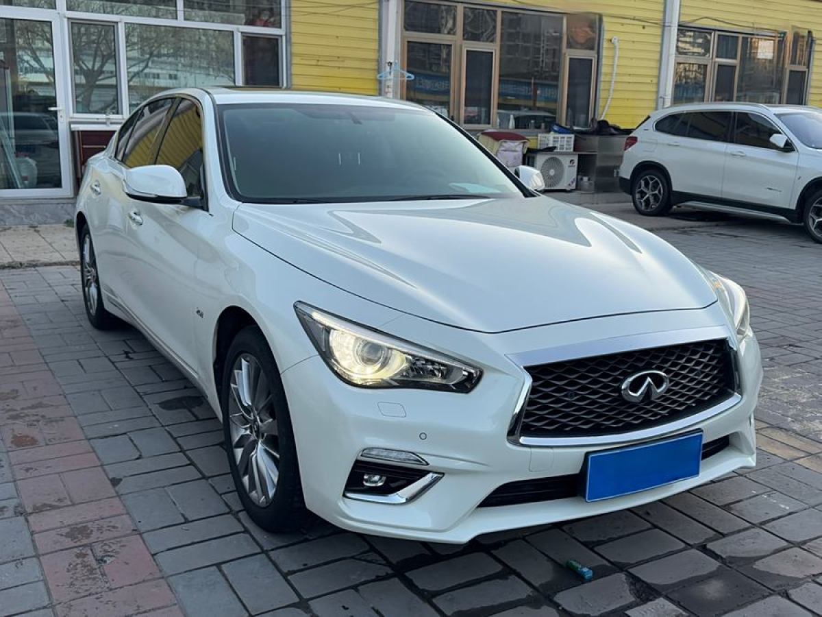 英菲尼迪 Q50L  2016款 2.0T 悅享版圖片