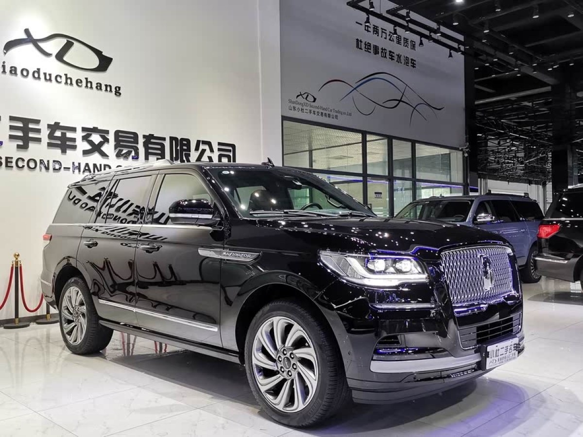 林肯 領(lǐng)航員  2022款 3.5T 尊耀版圖片