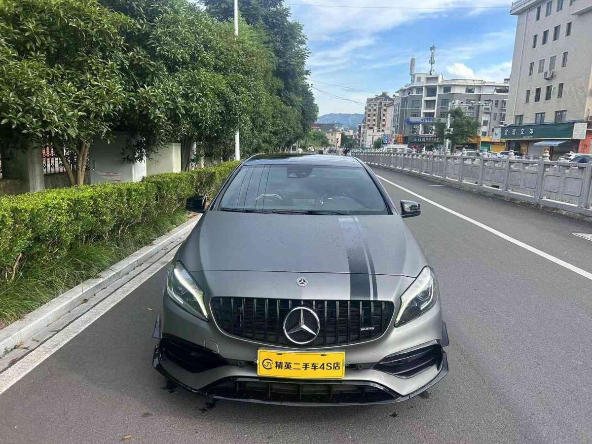 2017年12月奔馳 奔馳CLA級AMG  2017款 改款 AMG CLA 45 4MATIC