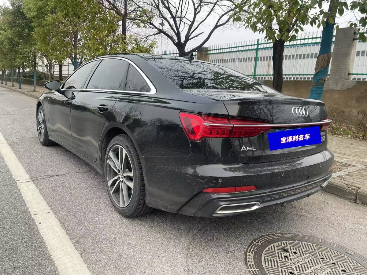 奧迪 奧迪A6L  2023款 改款 40 TFSI 豪華動(dòng)感型圖片