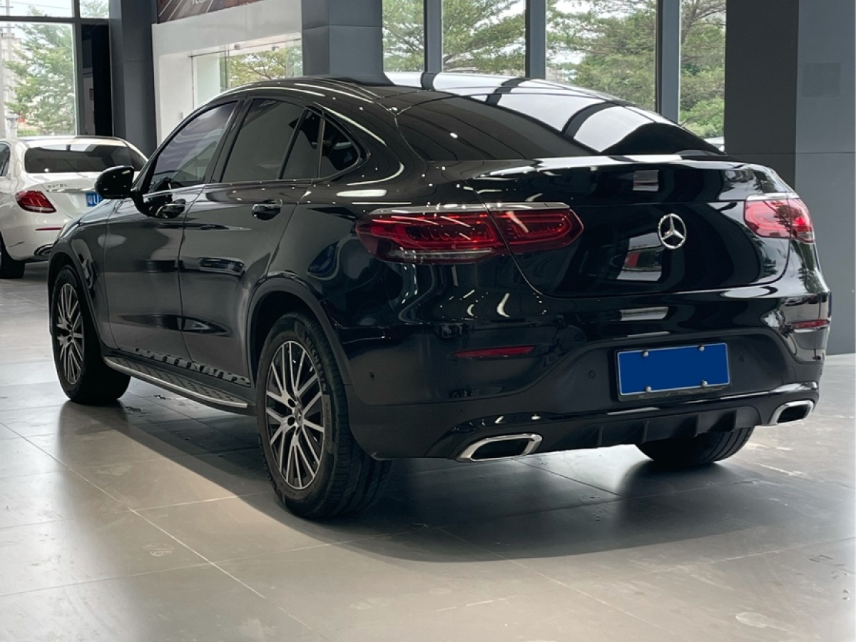 奔馳 奔馳GLC  2022款 改款 GLC 260 4MATIC 轎跑SUV圖片