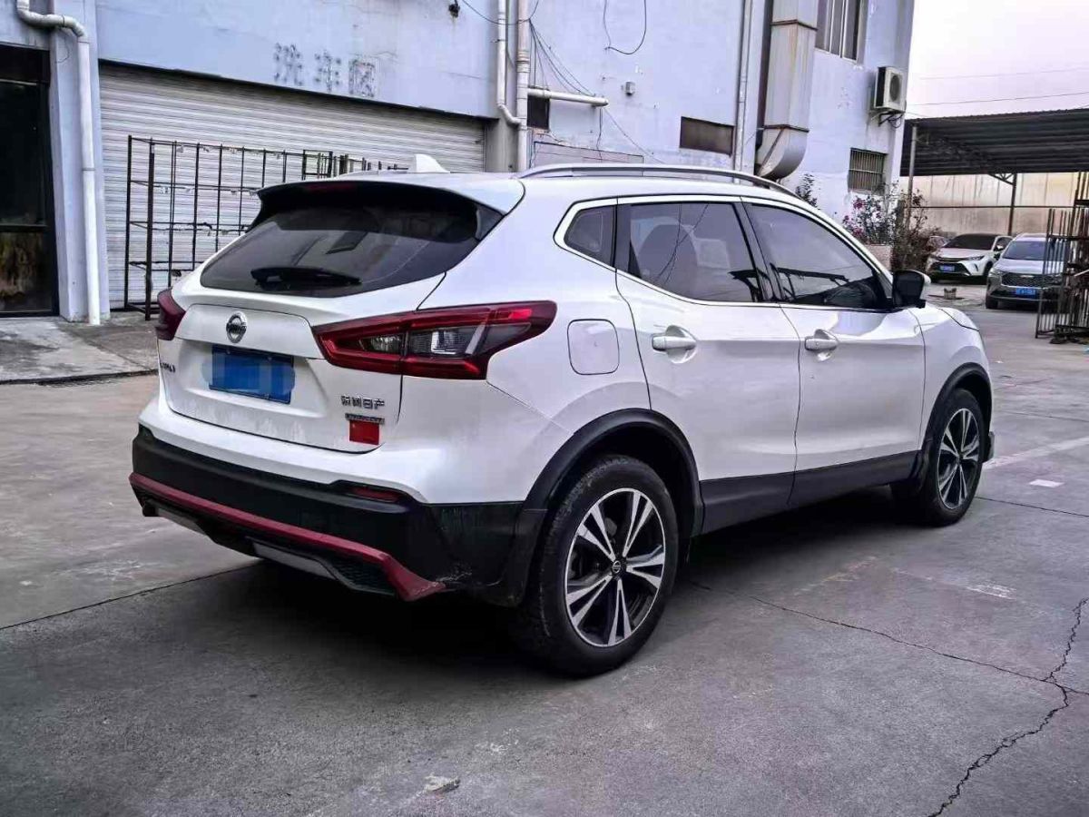 日產(chǎn) 逍客  2019款  2.0L CVT旗艦版圖片