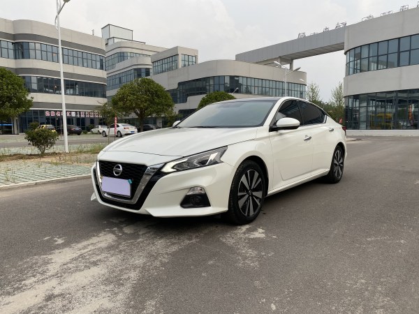 日产 天籁  2021款 2.0L XE 时尚版