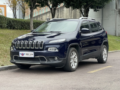 2017年9月 Jeep 自由光 2.0L 优越版图片