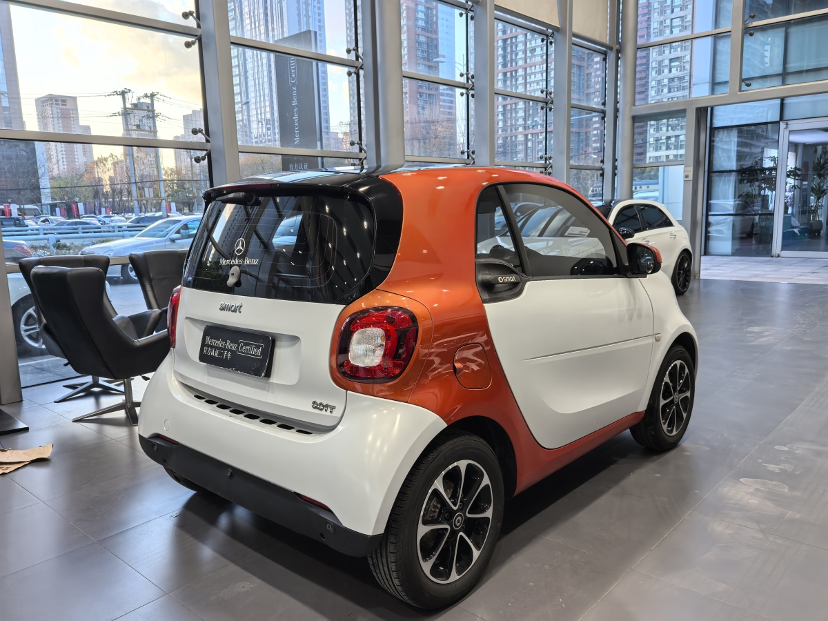 smart fortwo  2015款 1.0L 52千瓦硬頂激情版圖片