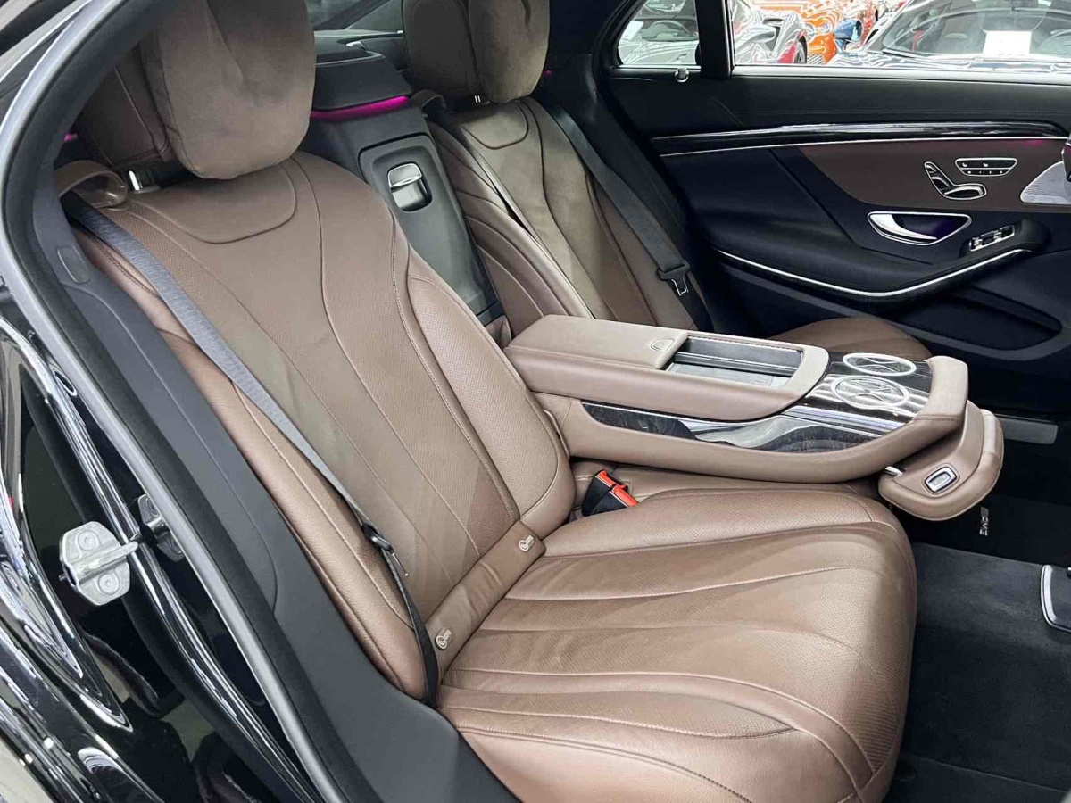 奔馳 奔馳S級(jí)  2018款 S 450 L 4MATIC 卓越特別版圖片