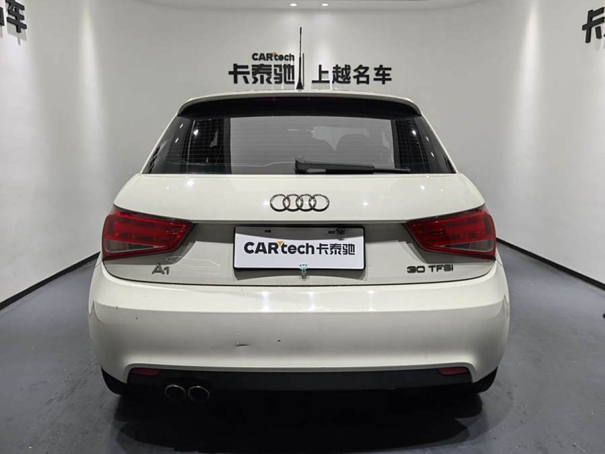 2013年3月奧迪 奧迪A1  2013款 30 TFSI Sportback Urban