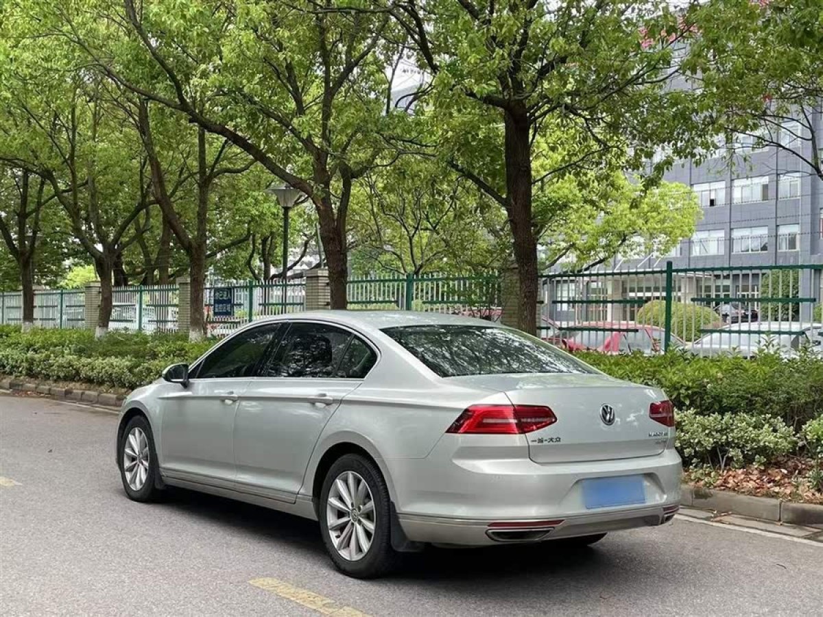 大眾 邁騰  2017款 330TSI DSG 領(lǐng)先型圖片