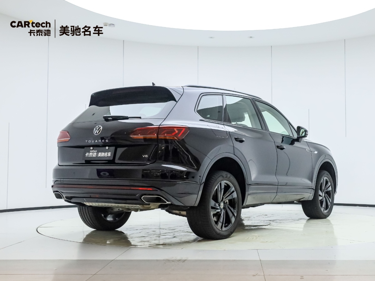 2022年6月大眾 途銳  2022款 3.0TSI 銳享版 曜黑運(yùn)動(dòng)套裝