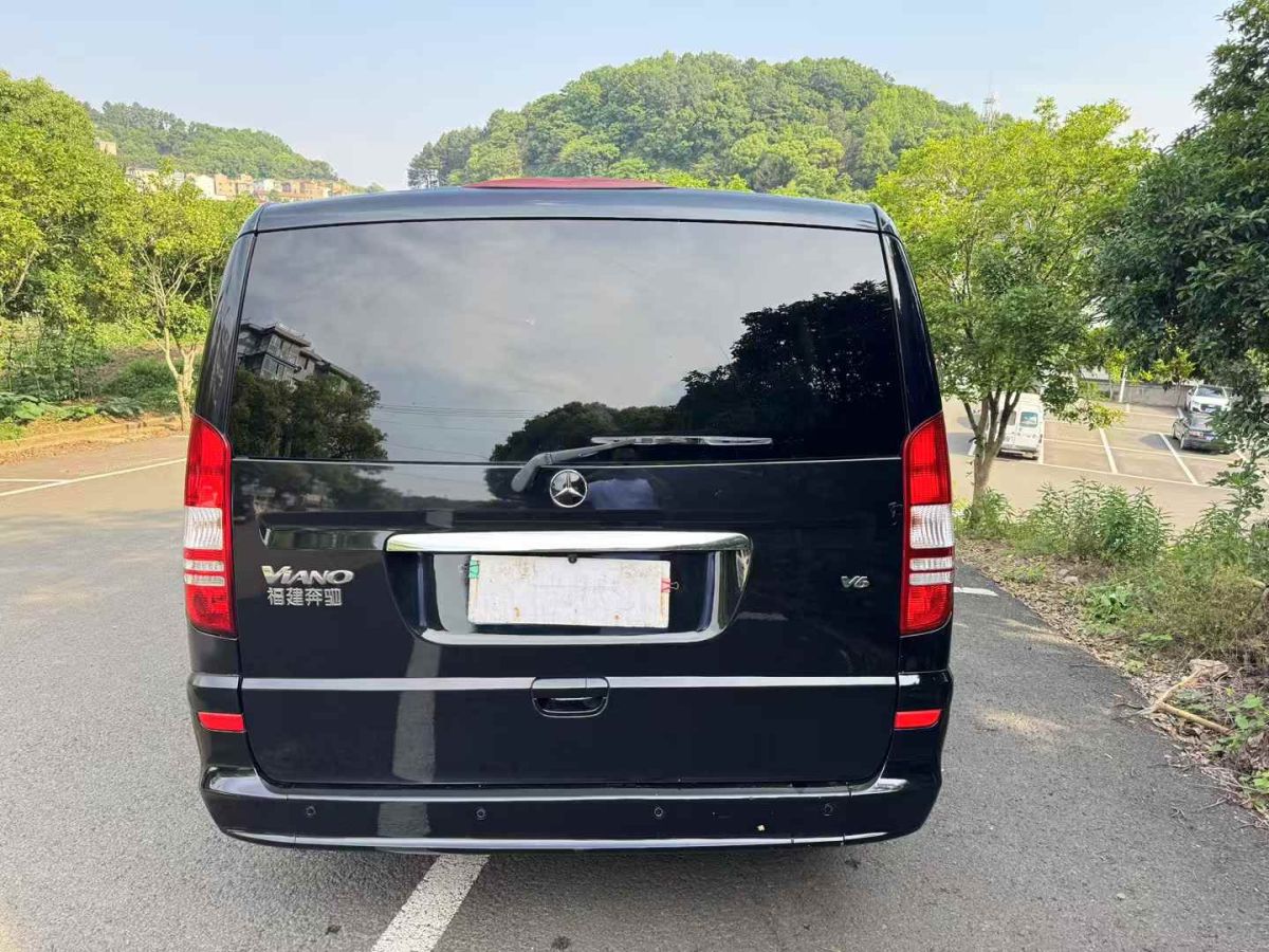 奔馳 唯雅諾  2013款 3.0L 禮遇版圖片