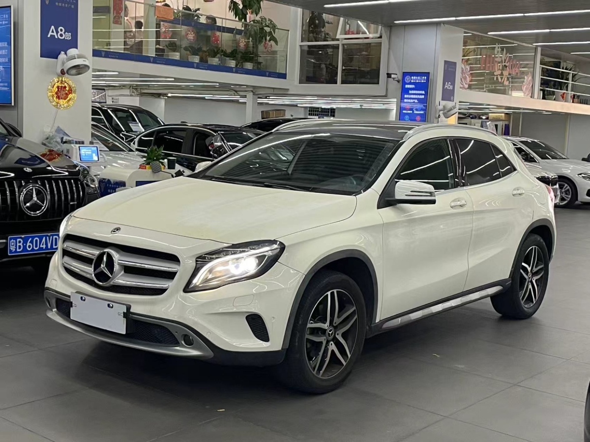 奔馳 奔馳GLA  2016款 GLA 220 4MATIC 時尚型圖片