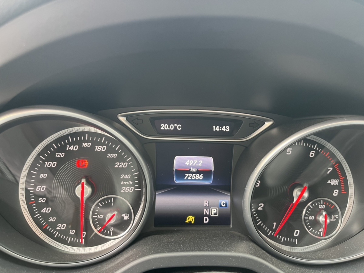 奔驰 奔驰CLA级  2018款 CLA 220 4MATIC图片