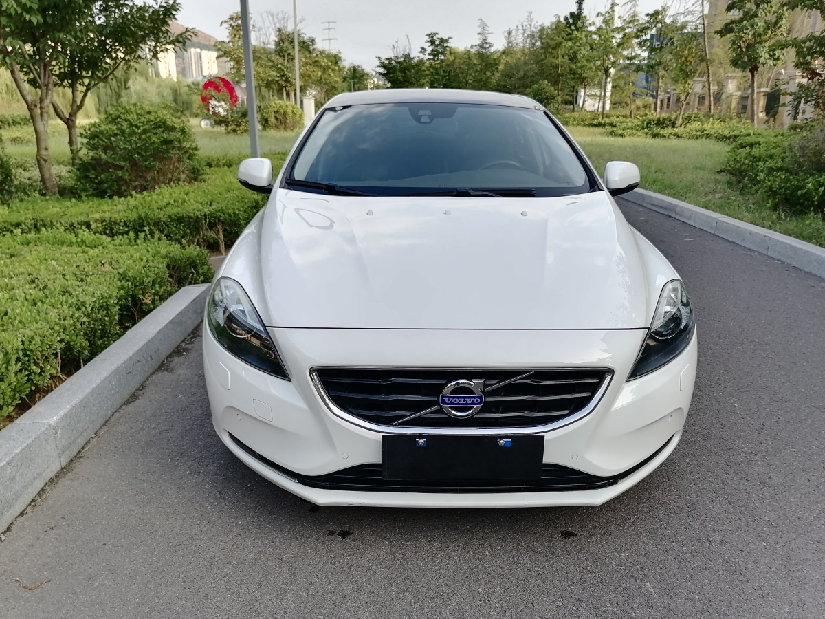 沃爾沃 V40  2015款 1.6T 智雅版圖片