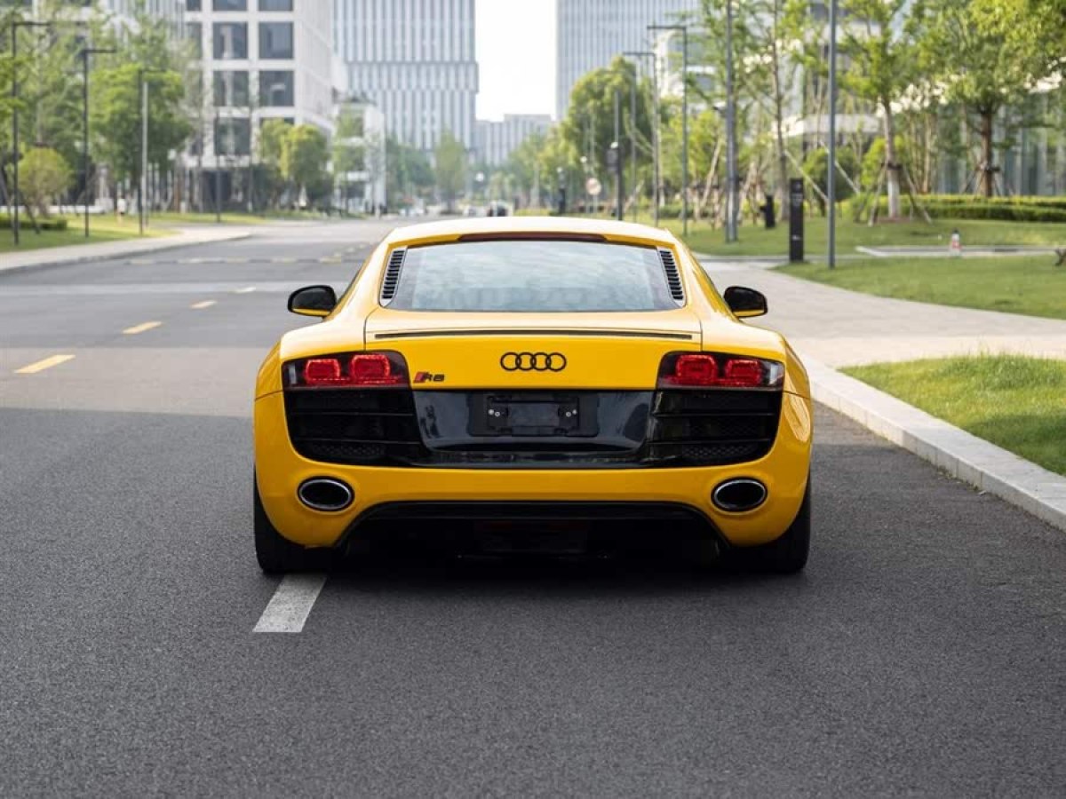 奧迪 奧迪R8  2012款 5.2 FSI quattro 限量版圖片