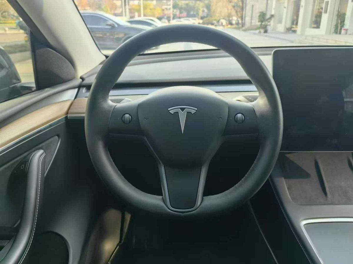 特斯拉 Model S  2021款 Plaid Plus 版圖片