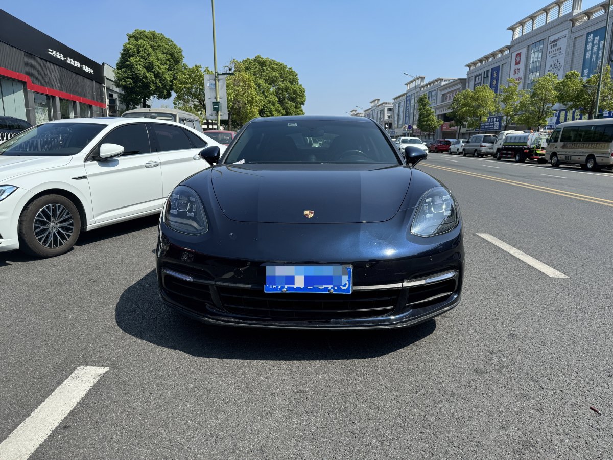 2018年8月保時(shí)捷 Panamera  2017款 Panamera 3.0T