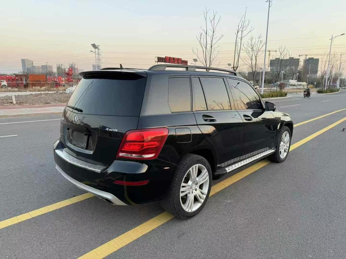 奔馳 奔馳GLK級(jí)  2013款 GLK 300 4MATIC 動(dòng)感型圖片