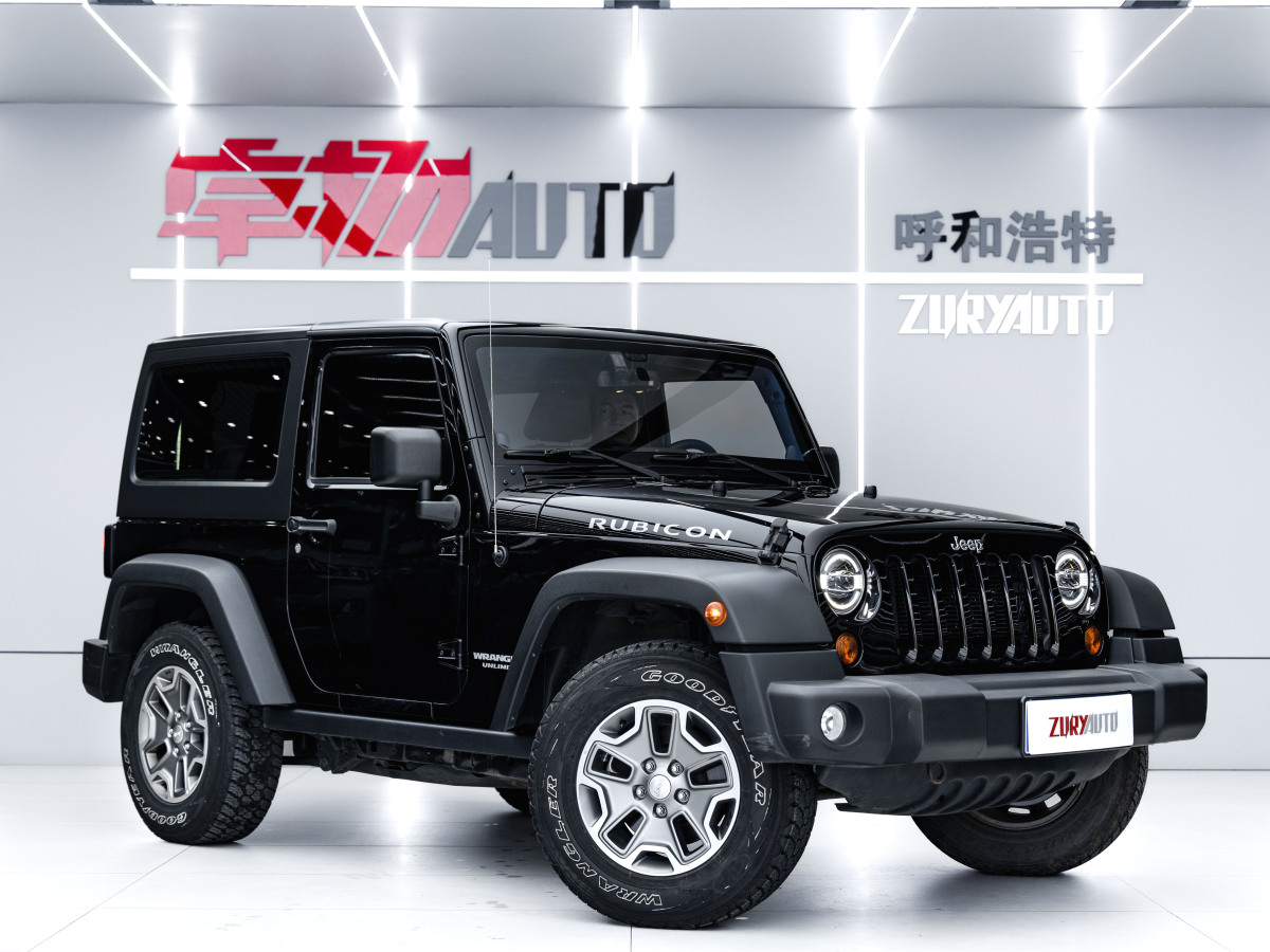 2014年5月Jeep 牧馬人  2013款 3.6L Sahara 兩門版