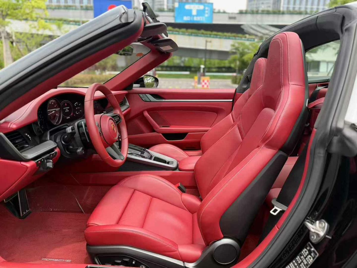 保時(shí)捷 911  2021款 Turbo S 3.8T 保時(shí)捷中國(guó)20周年紀(jì)念版圖片