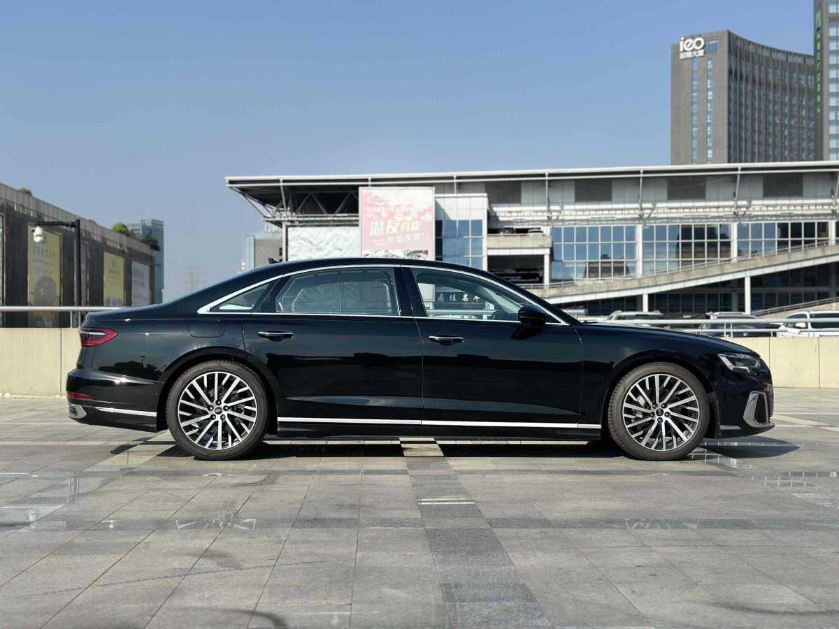 奧迪 奧迪A8  2025款 A8L 50 TFSI quattro 臻選型圖片